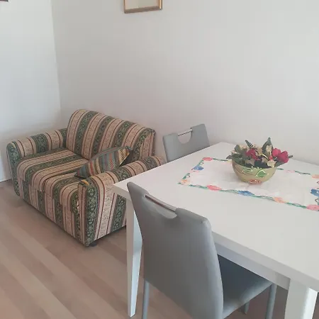 Discover Appennino - Via Roma 72, 4 - Apartament Montecreto